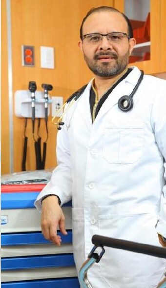 Dr. César A. Chávez García